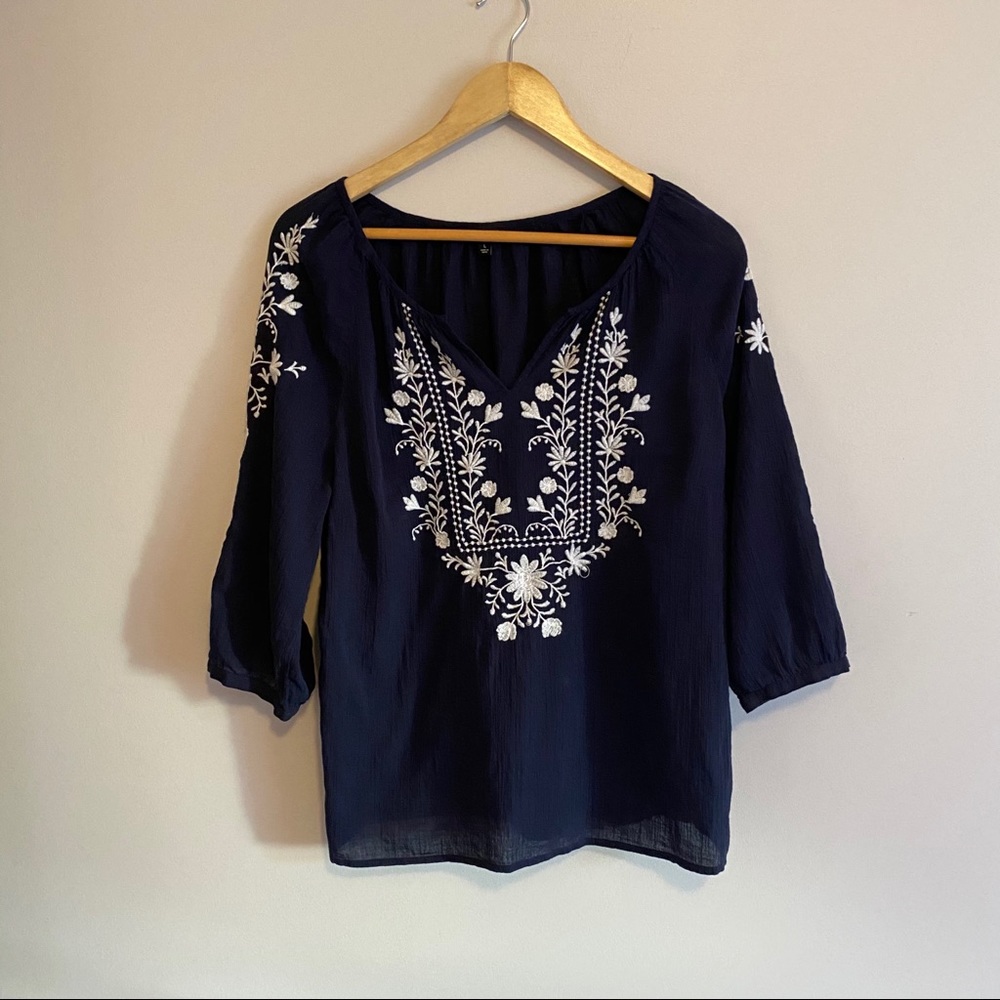 Talbots blue & white embroidered peasant blouse lg